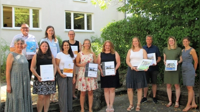 Einreichung der neuen lokalen Entwicklungsstrategie beim Amt für Ernährung, Landwirtschaft und Forsten im Juli 2022.  (Foto: Agnes Stiglmaier)