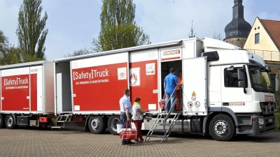 Das Giftmobil entsorgt Problemabfälle umweltgerecht. (Foto: Firma Remondis)