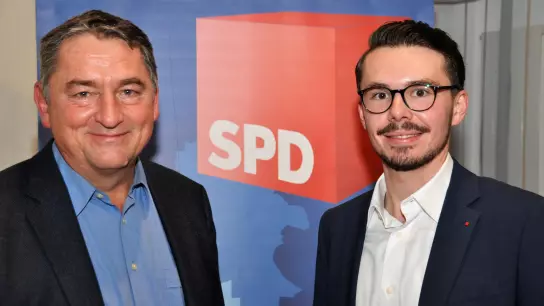 Die SPD-Kandidaten für die Wahlen 2023: Hubert Böck (li) und Dennis Behrendt. (Foto: SPD)