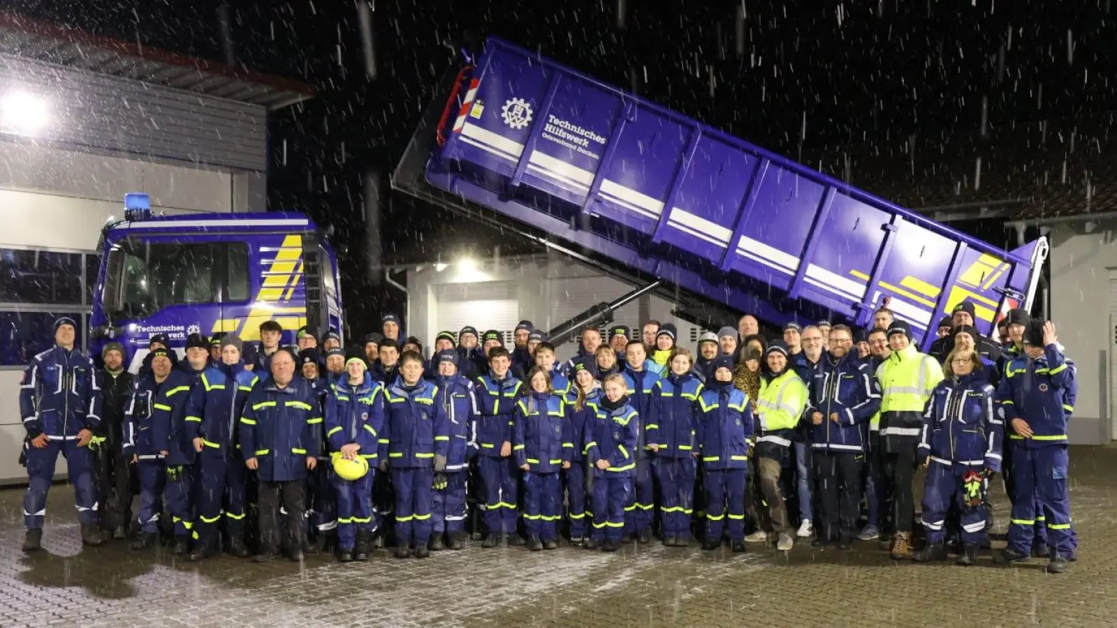 Die Christbaumsammelaktion der Chaoscityriders e.V. und des THW Dachau war ein voller Erfolg. (Foto: Chaoscityriders e.V.)