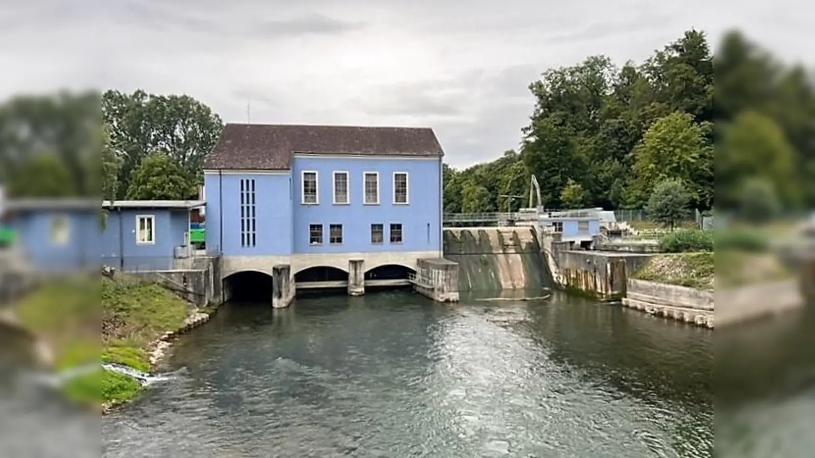 Die Dachauer SPD lud zum Besuch des Wasserkraftwerkes an der Amper. (Foto: SPD Dachau)