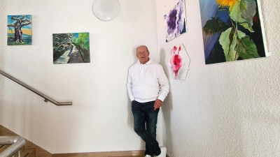 Die Ausstellung des Künstlers Peter Riester im Rathaus Erdweg kann wieder besichtigt werden. (Gemeinde Erdweg: Gemeinde Erdweg)