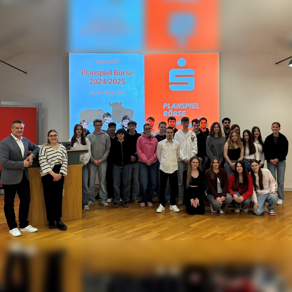 Die Siegerteams aus dem Landkreis Dachau. (Foto: Sparkasse)