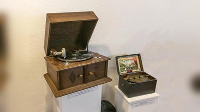 Jüngere Besucher werden über ein Grammophon sicherlich staunen. (Foto: C. Wimmer)