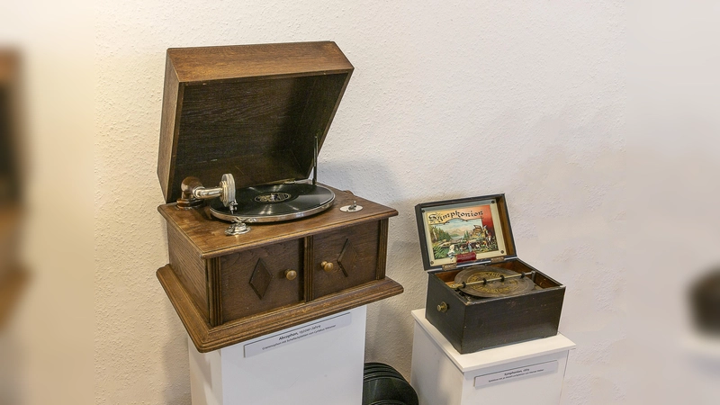 Jüngere Besucher werden über ein Grammophon sicherlich staunen. (Foto: C. Wimmer)