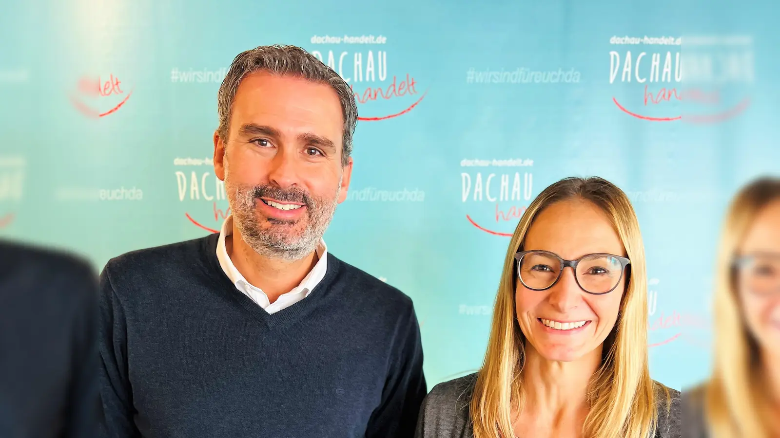 Ralf Weimer, Geschäftsführer der Dachau handelt GmbH, mit Dachau handelt-Geschäftsstellenleiterin Pamela Fuchs. (Foto: Dachau handelt)