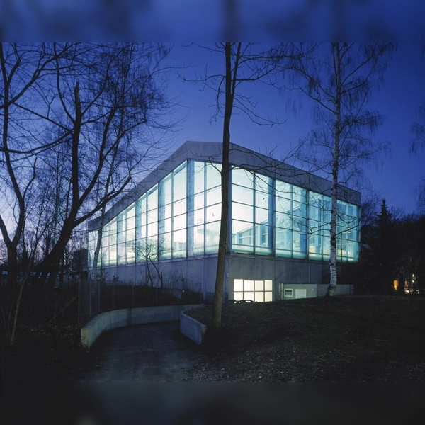 Das Hallenbad kann nach Zustimmung des Werkausschusses doch über den Winter öffnen. (Foto: Stadtwerke Dachau)
