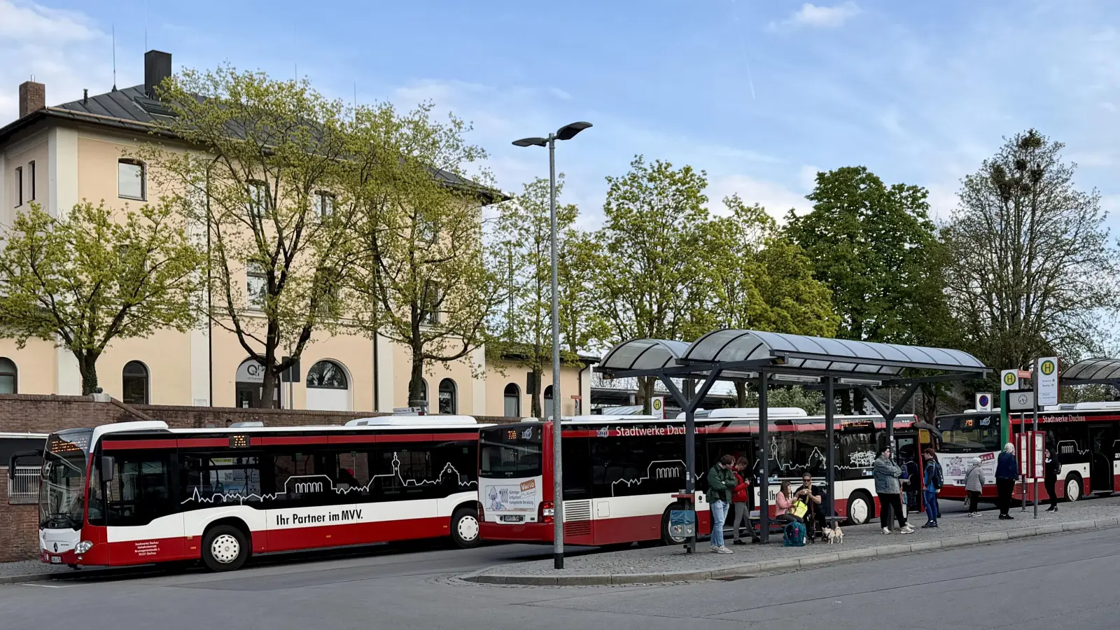 Dachaus Buslinien bringen jeden Tag etwa 16.600 Fahrgäste an ihr Ziel. (Foto: fm)