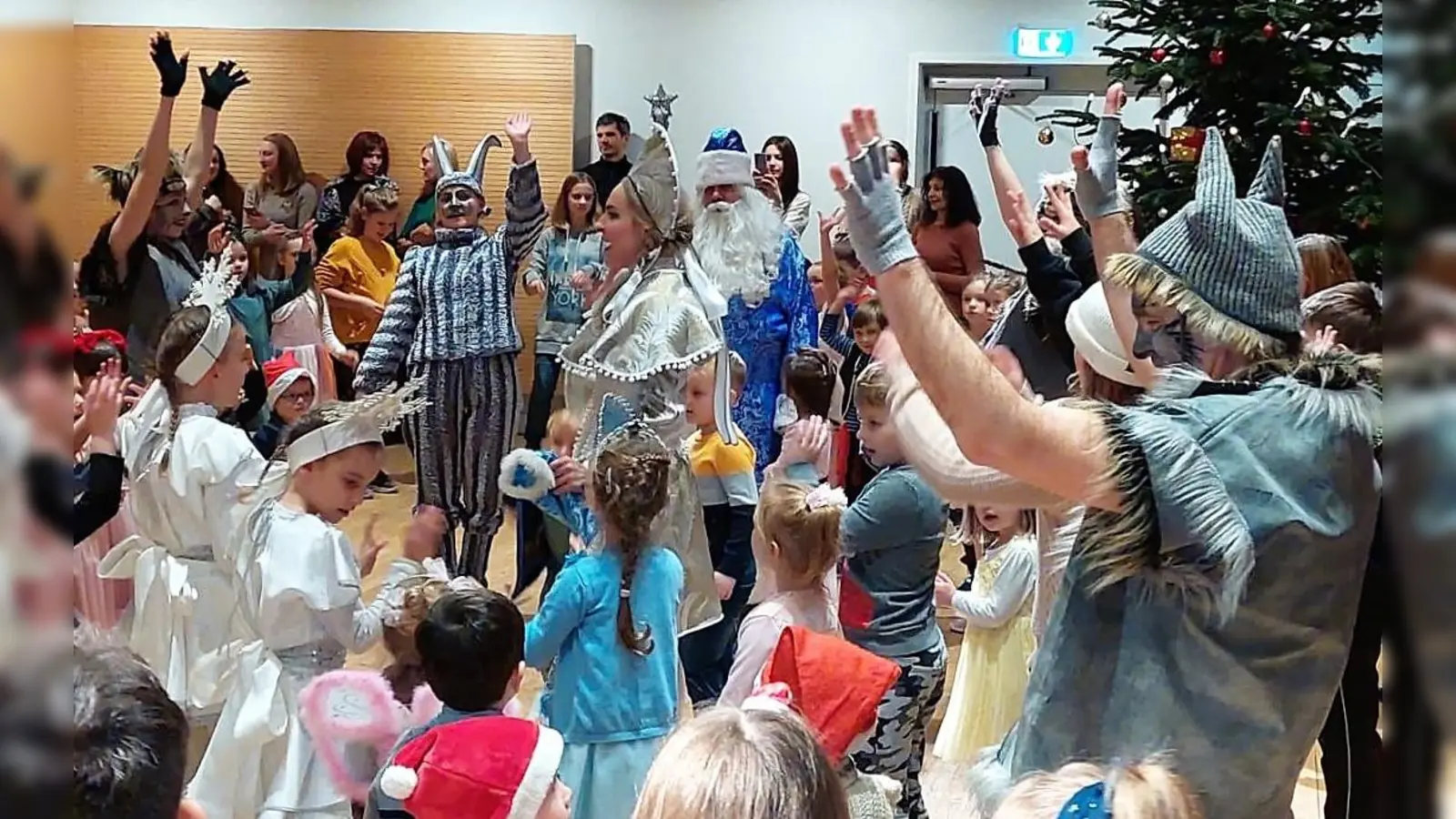 Gemeinsam wurde Väterchen Frost das Neujahrsfest gefeiert. (Foto: www.rubiki.de)