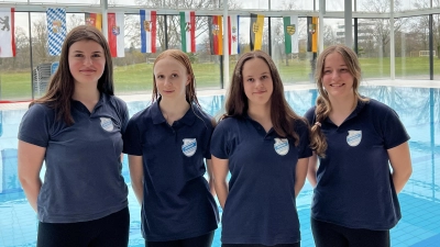 Bewiesen in Karlsruhe ihre Klasse: Matilda Weißbach und Vera Lehto, Daniela Riegel, Kora Gegner (von links). (Foto: TSV)