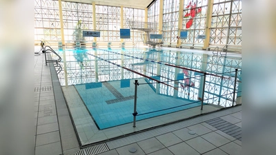 Ab sofort kann man im Dachauer Hallenbad wieder bei 28 Grad schwimmen. (Foto: Stadtwerke Dachau)