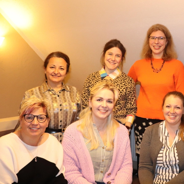 Hinten v. l.: Laura Reischl, Magdalena Leibhard, Ramona Fruhner, Stephanie Burgmaier, Elisabeth Burgmair; vorne v.l.: Birgit Singer, Stefanie Sedlmaier, Johanna Baumann, Natalia Ney (Foto: FU Vierkirchen)