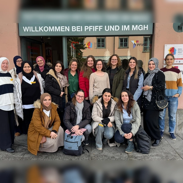 Die Moderatorinnen reisten aus dem Landkreis Dachau, Fürstenfeldbruck, Pfaffenhofen sowie aus Garching an. (Foto: Elterntalk Dachau)