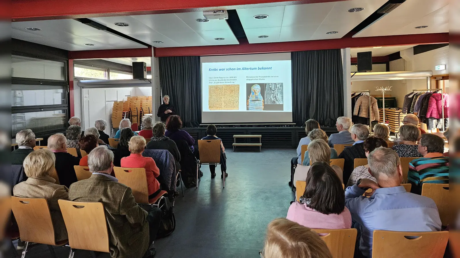 Die Besucher erlebten einen lehrreichen Nachmittag, der Vorurteile abgebaut hat und Hoffnung macht. (Foto: B. Asselborn )