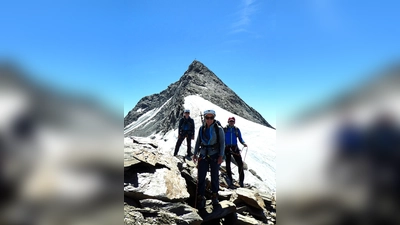 Die Dachauer Bergsteiger auf dem Schalfkogel. (Foto: Alpenverein Dachau)