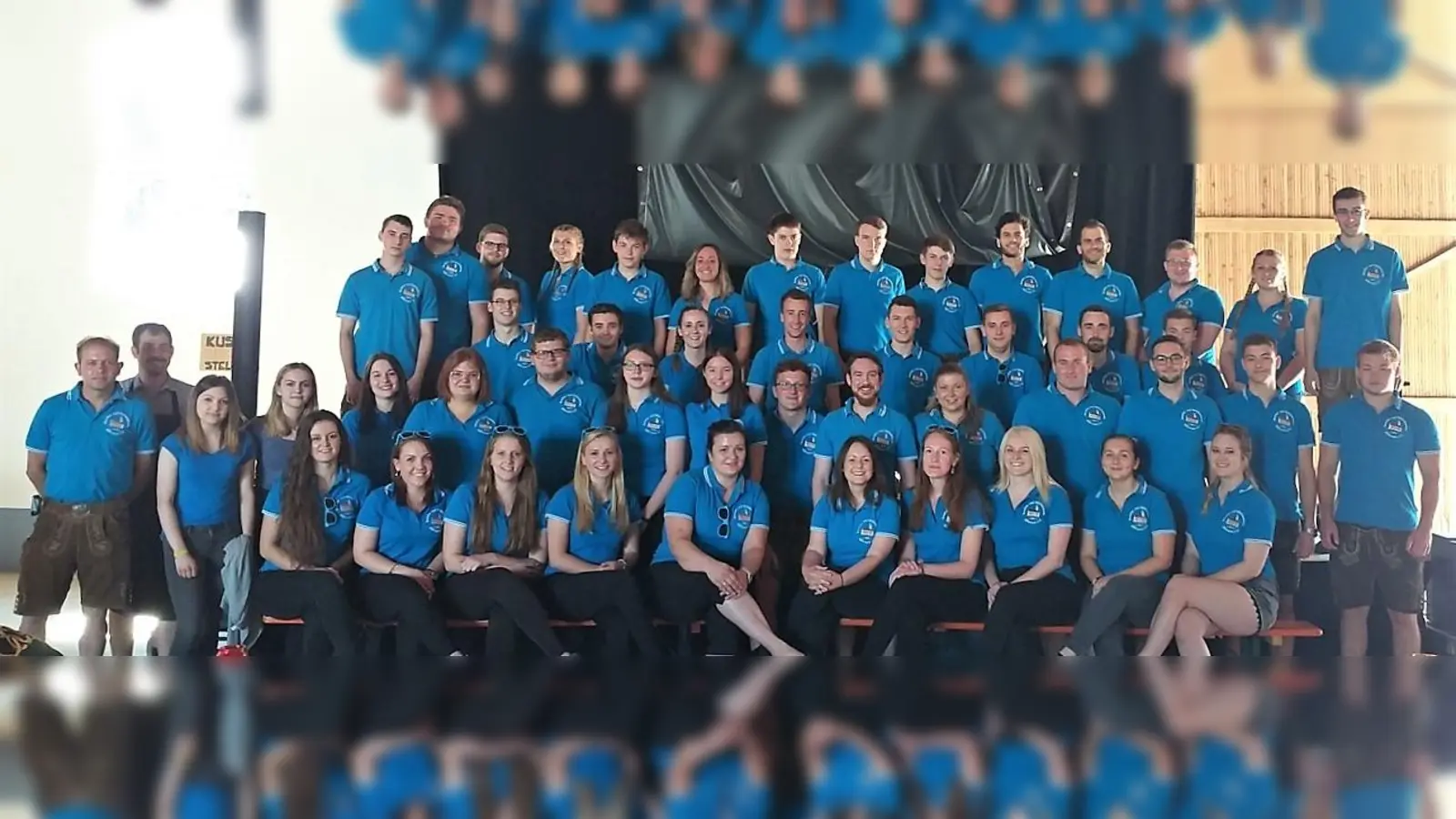 Auf der Zielgeraden sind die Röhrmooser Burschen und Madln mit den Vorbereitung zum Jubiläum am Sonntag, den 18. Juni. (Foto: Burschen & Madlverein Röhrmoos )