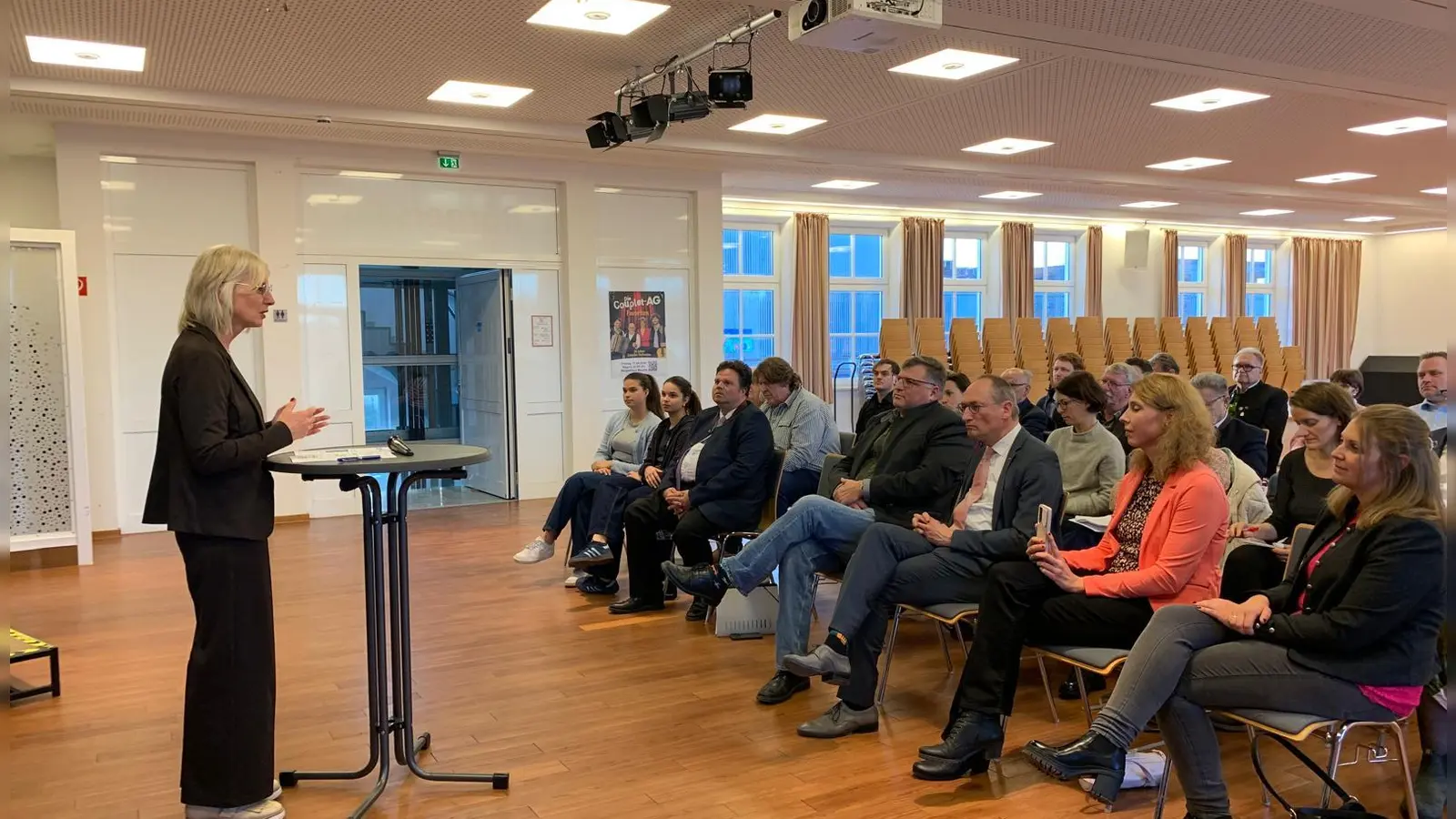 Ministerin Ulrike Scharf (Foto: CSU Dachau)