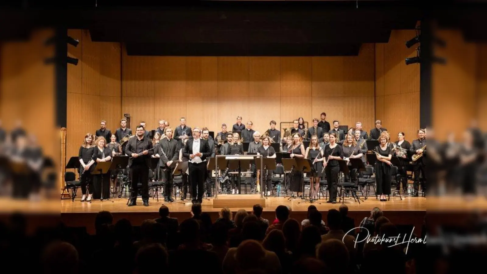 Die Süddeutsche BläserPhilharmonie ist zu Gast im Karlsfelder Bürgerhaus. (Foto: Süddeutschen BläserPhilharmonie)