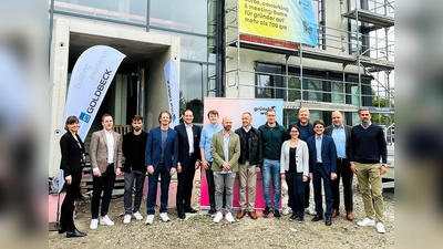 Nach dem Baustart am 2. Mai konnte das neue Dachauer Gründerzentrum nun schon Richtfest feiern. (Foto: Weimer & Paulus GmbH)