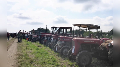 Viele Besucher kamen zum Oldtimer-Traktor Treffen auf den Kreithof. (Foto: Privat)