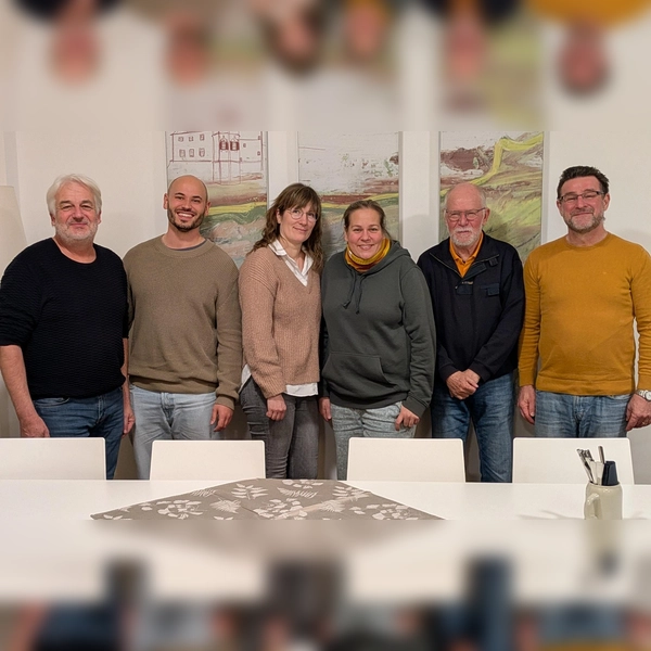 Die Kandidaten der Erdweger Grünen: W. Lunghamer, P. Heine, N. Thulke, A. Völkel, G. Kamps, C. Zähle (v. l.), nicht im Bild ist T. Kreitmair. (Foto: Grüne Erdweg/Katrin Horvat)