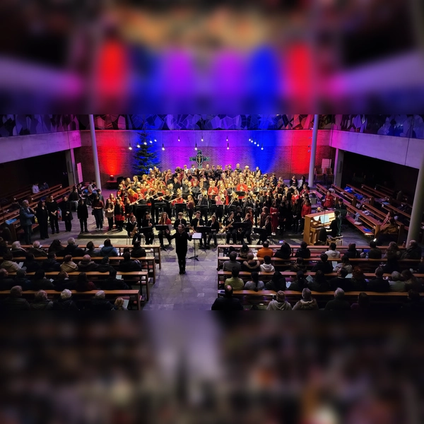 250 junge Musikerinnen und Musiker wirkten mit. (Foto: Sch)