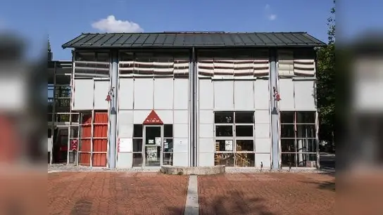 Bücherei-Zweigstelle Dachau-Ost am Ernst-Reuter-Platz. (Foto: Stadtbücherei)