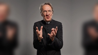 Holger Paetz predigt in der Weilachmühle. (Foto: Erik Dreyer)