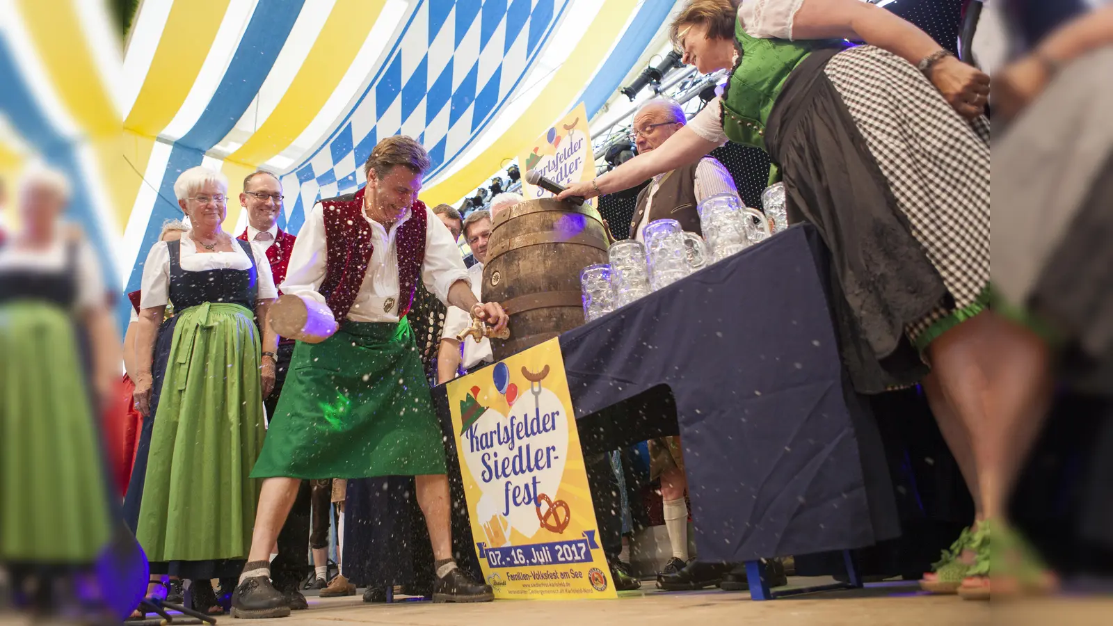 Auch beim 64. Siedlerfest wird Bürgermeister Stefan Kolbe das erste Fass anzapfen.  (Foto: Bastian Brummer)