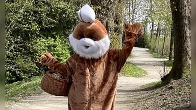 Der Osterhase der Jungen Union Dachau ist heuer wieder unterwegs. (Foto: JU)