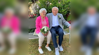 Schon 70 Jahre ist das Ehepaar Riedl verheiratet. (Foto: privat)