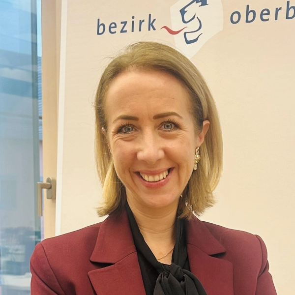 Bezirksrätin Stephanie Burgmaier fordert neue Finanzierungsmodelle und strukturelle Reformen.  (Foto: pr)