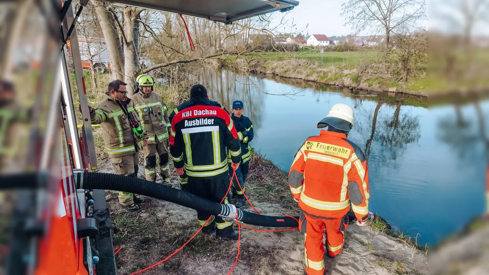 Die Ausbildung fand auch an der Glonn in Markt Indersdorf statt. (Foto: KBI Dachau)