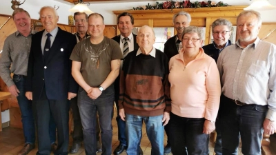 Die RKK Vorstandschaft mit dem alten und neuen Vorstand Uwe Hasselhorst (2. von li). (Foto: RKK)