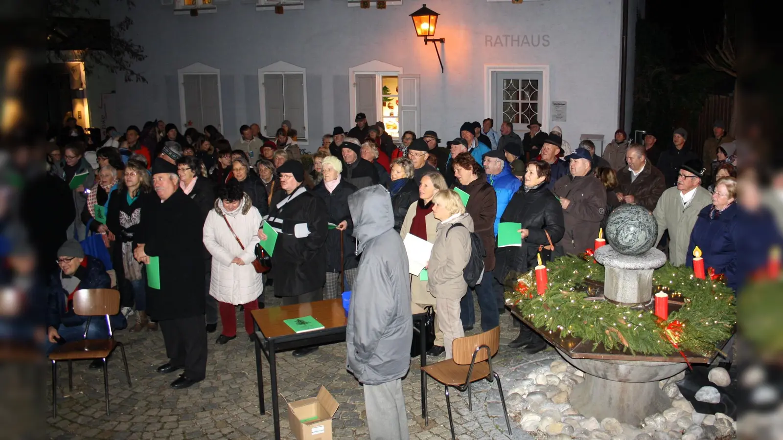 Der Altohof bietet ein wunderbares Ambiente zum gemeinsamen Singen. (Foto: Siegfried Bradl)