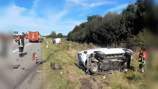 Rund zwei Stunden dauerte der Einsatz auf der A8. (Foto: Kreisbrandinspektion Dachau)
