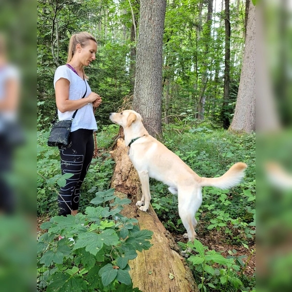 Charlotte Blea mit Athos (Foto: privat)