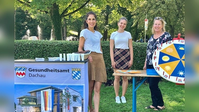 Das Team des Gesundheitsamtes im Familienbad Dachau - am 24. August sind sie wieder da. (Foto: LA Dachau / Veronica Player)