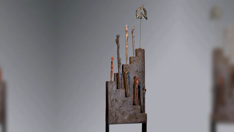 „Hoffnung” heißt dieses Werk aus Ton und Eisen. (Foto: Atelier Claudia Reiter, Dachau)