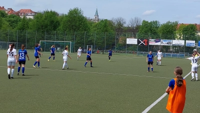 Auswärts beim FFC Wacker München, an der Demleitnerstraße, treten die Bayernliga-Frauen des FC Forstern am Samstag zum Testspiel an. (Archivbild: bas)