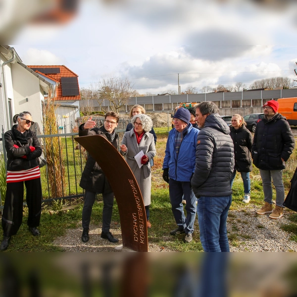 OB Florian Hartmann eröffnete den Künstlerweg. (Foto: Stadt Dachau)