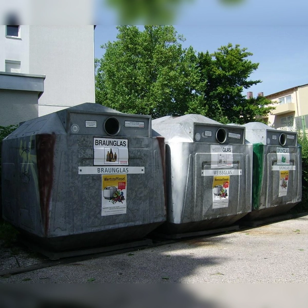 Sperr- und Restmüll haben an der Wertstoffinsel nichts verloren. (Foto: Kommunale Abfallwirtschaft)