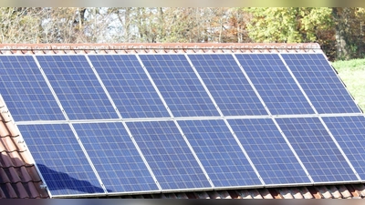 Welche Anlage auf welches Dach? Entscheidungshilfe bietet das Solarkataster Dachau. (Foto: chk)