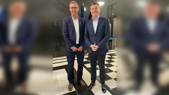 Michael Schrodi (li) mit dem irischen Finanzminister Paschal Donohoe in Dublin. (Foto: Wahlkreisbüro Schrodi)
