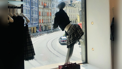 Auch Bekleidung zählt ab sofort wieder zum täglichen Bedarf. Hier gilt die 2G-Regel nicht mehr. (Foto: Heike Woschee)