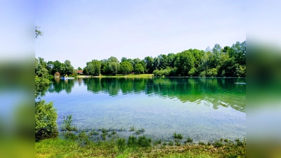Naturseen sind auf jeden Fall kühle Oasen in der Sommerhitze. (Foto: std)